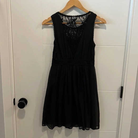 Vero Moda black lace  dress size XS - Picture 7 of 9